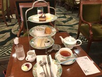 崎陽軒のアフタヌーンティー、2500円なのに超ぜいたく...。美味しくてボリュームばっちりで最高。《編集部レビュー》