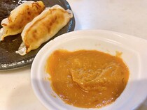 餃子が止まらなくなる！すぐできる「やみつき味噌だれ」は禁断の味だった。