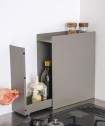 【スリコ】キッチンが一瞬ですっきり＆便利＆垢抜ける「コンロ周り便利グッズ」3選