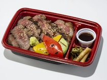 「また買いたい」「移動中の列車でも食べやすい」―グランスタ東京「店長101人が選ぶ弁当BEST10」はGWの駅弁選びの参考になる。