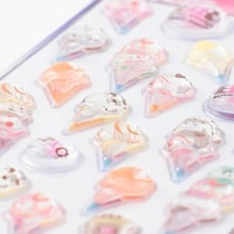 シル活界隈から大注目！ナルミヤ×サーティワンのぷっくりシールは5月16日発売。