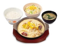 【松屋】大人気の「シュクメルリ」が数量限定で復刻！1週間限定でライスおかわり無料企画も。《6月23日10時まで》