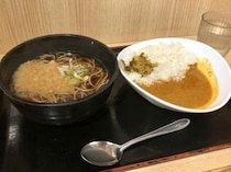 "銀座で500円"のコスパ最強モーニング定食見つけた...！ボリュームも味も大満足。《編集部レビュー》