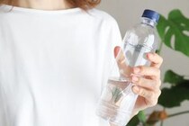 真夏の自然災害時は"脱水症状"に注意を。今こそ覚えておきたい「経口補水液」の作り方。《東京都が公開》