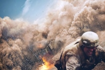 実体験に基づき、機関銃の連射など戦場の音を再現『ウォーフェア 戦地最前線』“360度立体音響”本予告