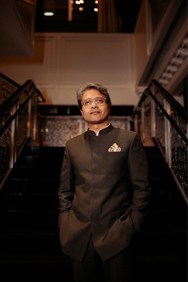 インド映画ブームの仕掛人・江戸木純が、ニキル・ナゲシュ・バート監督にインタビュー!