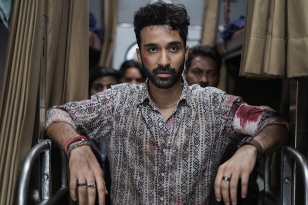 危険すぎる強盗団の一員、ファニを演じたラガヴ・ジュヤル