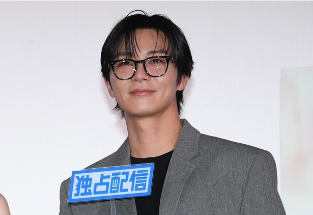 【写真を見る】「梨泰院クラス」「キム秘書はいったい、なぜ?」やハリウッドのアクション映画『マーベルズ』などで人気を博すパク・ソジュン