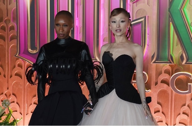 【写真を見る】2025年公開作で第2位のビッグオープニングで、2作連続のオスカー候補へまっしぐら!気になる批評家からの評判は…