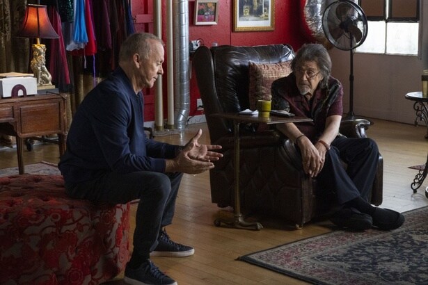 【写真を見る】マイケル・キートンとアル・パチーノの共演は見もの!