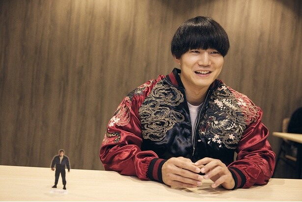 【写真を見る】『悪魔祓い株式会社』のマ・ドンソクの魅力を語る青木マッチョの横にいるのは…!?