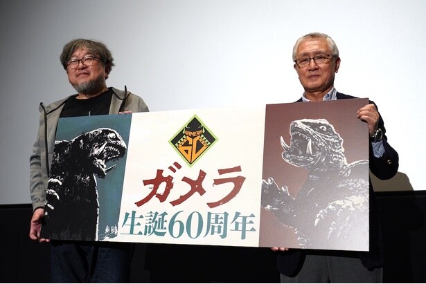 樋口真嗣監督「フィルムを通してタイムトラベルができた!」『大怪獣ガメラ』4Kデジタル修復版舞台挨拶で憧れの小椋俊一との修復監修を振り返り満面の笑み