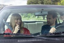 経験値がにじむ大人な初デート！『ビューティフル・ジャーニー ふたりの時空旅行』本編映像