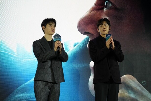 「捏造された都市」で敵対する役で共演するチ・チャンウクとド・ギョンス