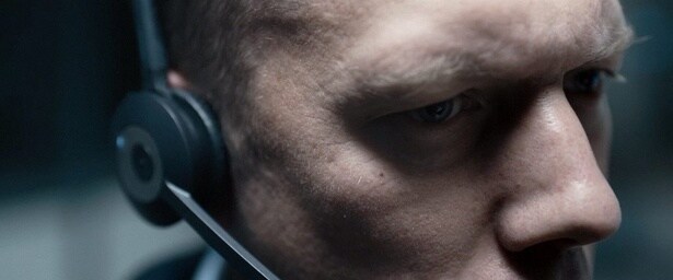 わずかな音の手掛かりを頼りに誘拐事件を捜査していく『THE GUILTY ギルティ』