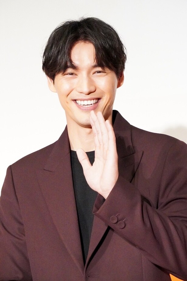 一人二役を演じた福士蒼汰
