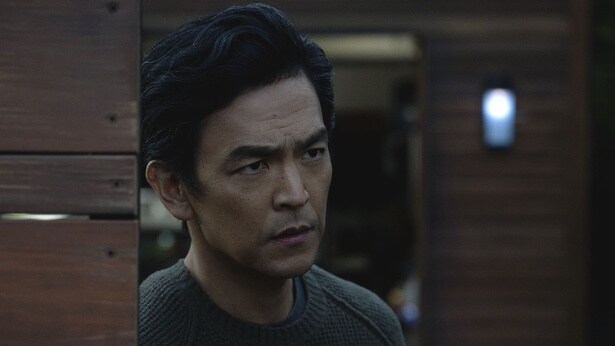 家庭用AI機器 “アイア”が家にやってくるが、それは悪夢の始まりだった…