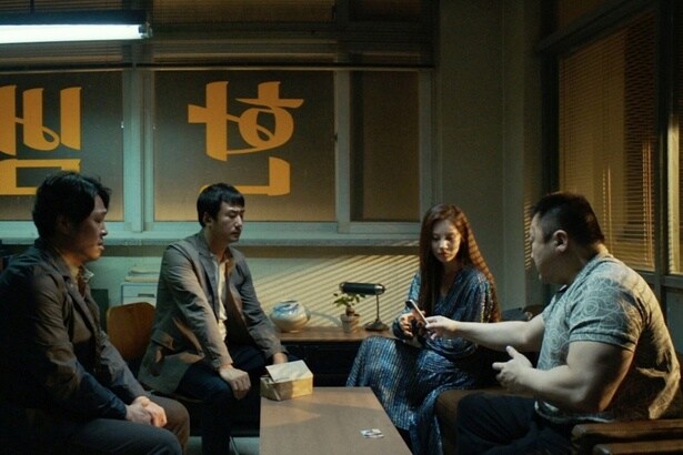 依頼人への態度に難ありな社長(『悪魔祓い株式会社』)