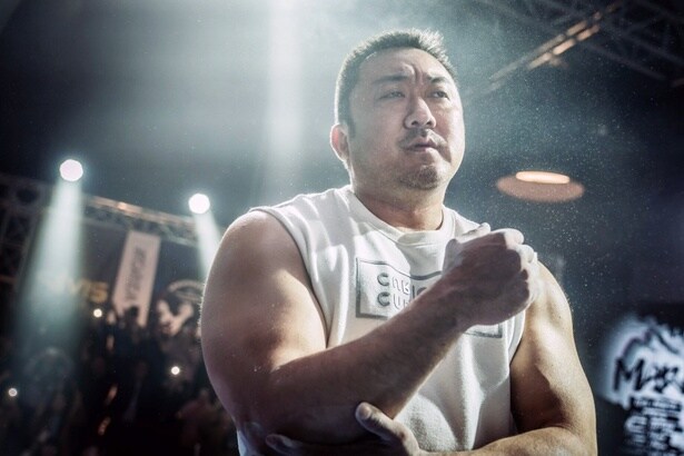 刑事やヤクザだけじゃない！教師やシェフ、アスリートもこなしてきたマ・ドンソクの華麗なる履歴書