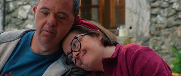 アルノー役のアルノー・トゥパンスは実際にタトゥーを入れるほどのダリダファン