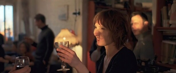 恋人のイリーナと旅に出るはずが、ドタキャンされてしまう