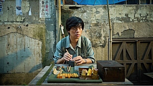 【写真を見る】『新感線 ファイナル・エクスプレス』のヨン・サンホ監督作『顔(原題：얼굴)に主演したパク・ジョンミン