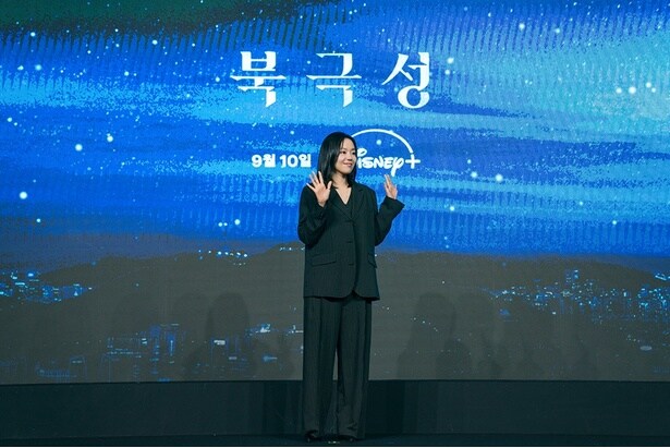 「北極星」でチョン・ジヒョン演じる主人公ムンジュの行動力ある補佐官ミジを演じたイ・サンイ