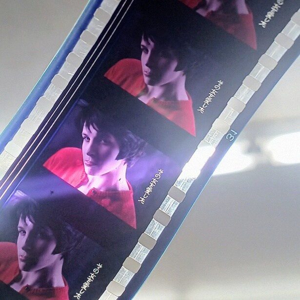 【写真を見る】『ポンヌフの恋人』でも好評を博した、初日プレゼント“日本公開時予告編フィルム”がふたたび！