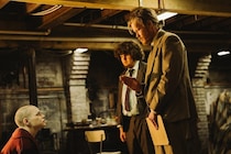 アリ・アスターも虜に！『ブゴニア』誕生のきっかけとなった“知る人ぞ知る”韓国発のカルト映画とは？