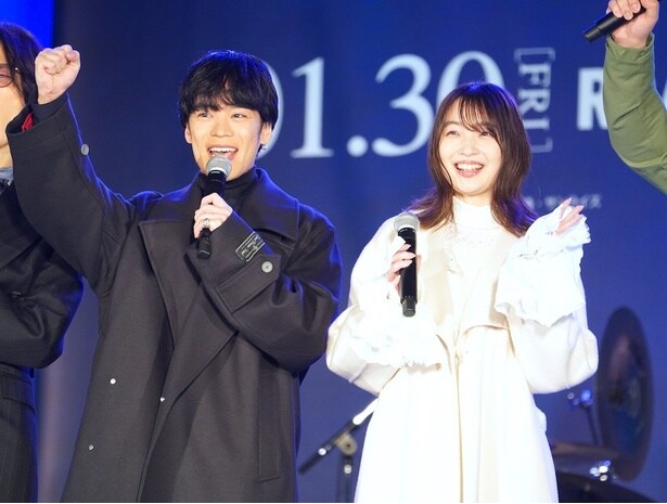 映画『機動戦士ガンダム 閃光のハサウェイ キルケーの魔女』(1月30日公開)公開直前記念 閃光の”センコウ決起集会”でファンとの交流を楽しむ小野賢章＆上田麗奈