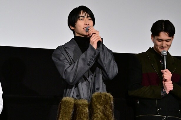 阿久津拓哉役の本島純政