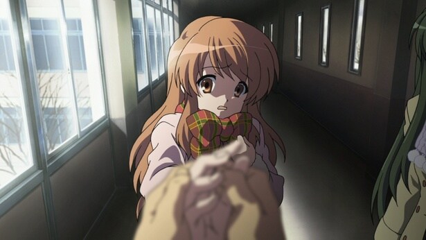 異変の起きた学校でみくるに出会うキョンだが、彼女はキョンを覚えていなかった(劇場版『涼宮ハルヒの消失』)