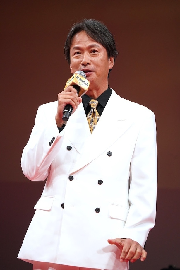 殺し屋たちを引き合わせた張本人で風間組のナンバー２、熊城役の椎名桔平