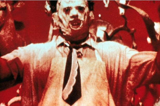 若者たちが殺人一家の餌食に…鮮烈な恐怖とトラウマを植え付け、何度もリメイク/リブートされてきた名作『悪魔のいけにえ』