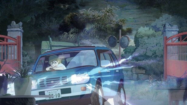 緊迫感漂う車のシーン