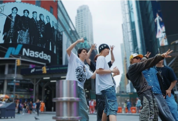 ニューヨークのタイムズスクエアにもBE:FIRSTの広告が掲載!