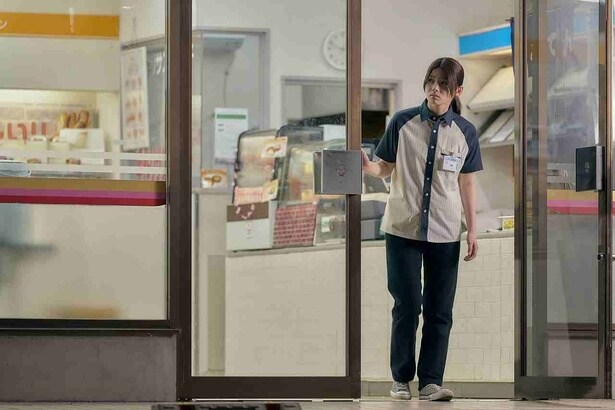 4位は深夜のコンビニを舞台にしたホラー映画『夜勤事件』