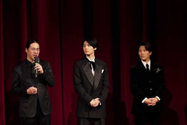プレミア上映の舞台挨拶に登壇