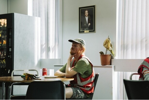 誘拐犯の正体は、ミシェルの経営する会社で働くテディ