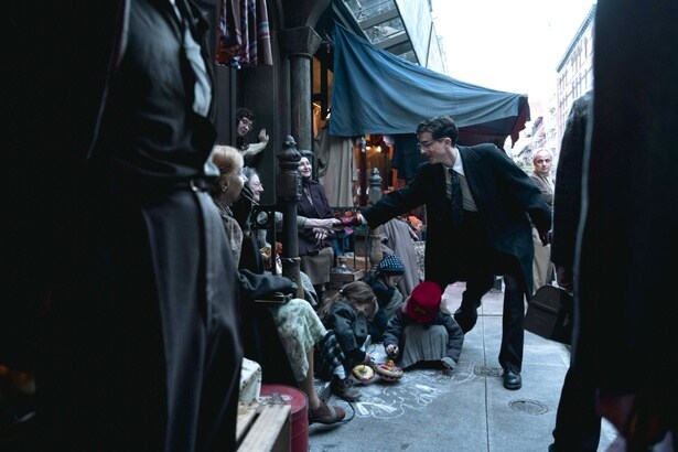 【写真を見る】『マーティ・シュプリーム 世界をつかめ』よりティモシー・シャラメのインタビューテキストと、メイキング写真が到着