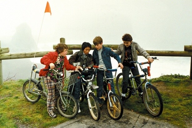 オレンゴン州の玄関口、アストリアの各所で撮影されている(『グーニーズ』)