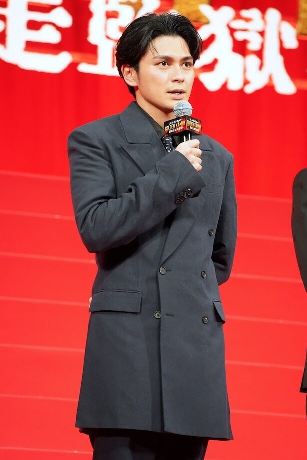 凄腕スナイパー、尾形百之助役の眞栄田郷敦