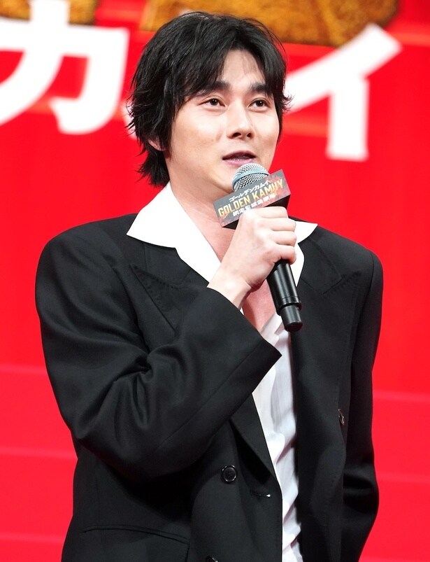 第七師団一等卒で双子の軍人の片割れ・二階堂浩平役の柳俊太郎