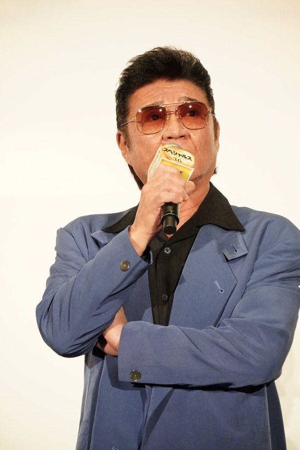 『スペシャルズ』初日舞台挨拶に登壇した小沢仁志、ダンスの振りを間違えたシーンも「見どころ」