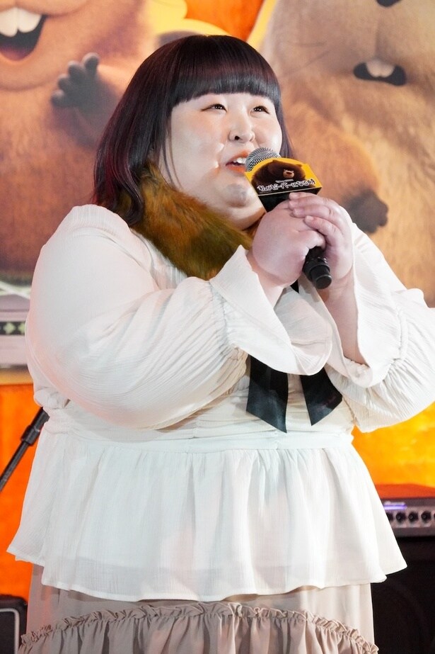 クマのエレン役を演じるかなで