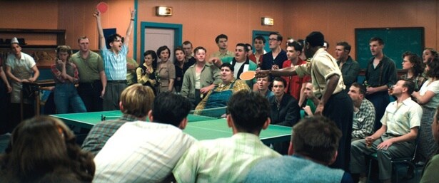 周りの人間を翻弄しながらも、着実に夢へと近づいていくマーティ