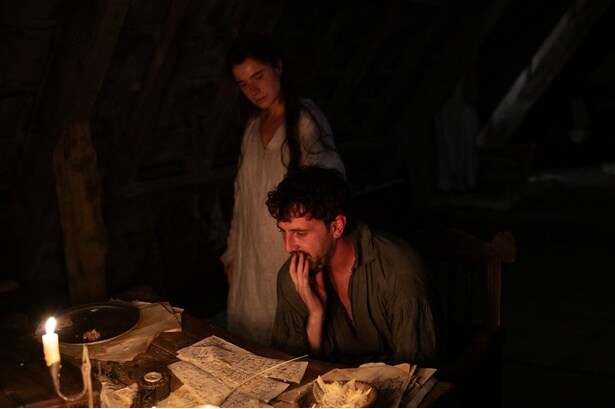 各賞を総なめにしているバックリーの演技は必見だ(『ハムネット』)