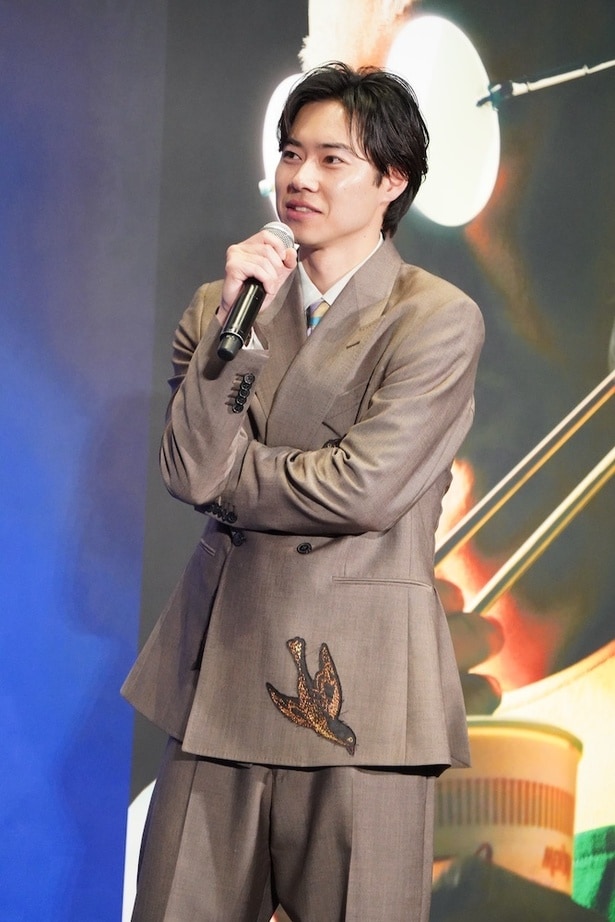 凄腕のスナイパー・眞霜平助役の戸塚純貴