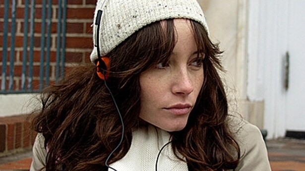 金欠大学生のサマンサはベビーシッターのバイトを見つけるが…(『ハウス・オブ・ザ・デビル』)