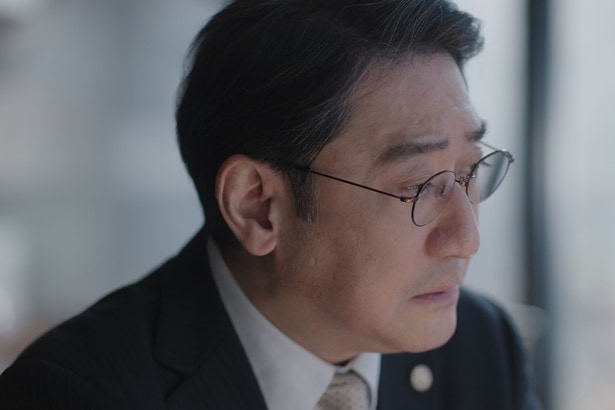 【写真を見る】物語の鍵を握る2人の父親を演じるキャストが解禁